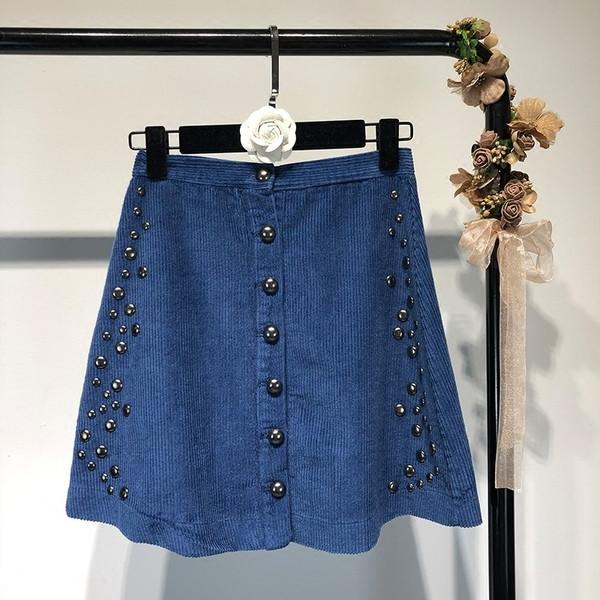 Fusta de dama eleganta in rosu si albastru cu decor cu nituri