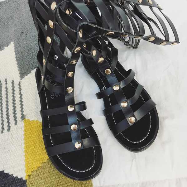 Sandale de dama stilate stil roman - doua modele