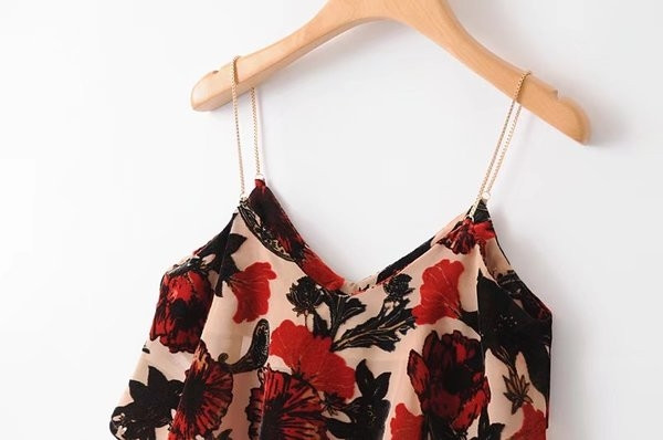 Top de damă elegant cu motiv floral, cu bretele subțiri