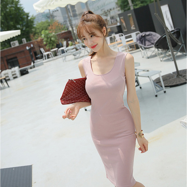 Rochie de vara de dama de culoare deschisa potrivita pentru utilizarea de zi cu zi