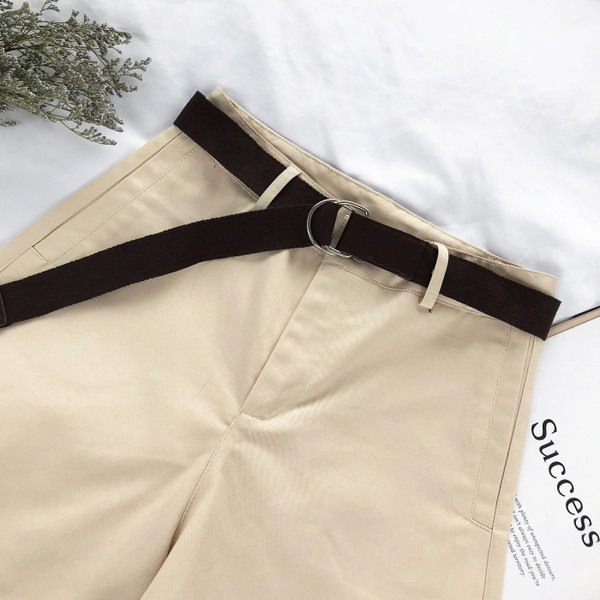 Pantaloni scurți eleganti de damă cu talie înaltă - mai multe culori