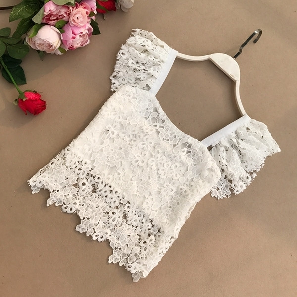 Tricou scurt de dama din dantela in trei culori