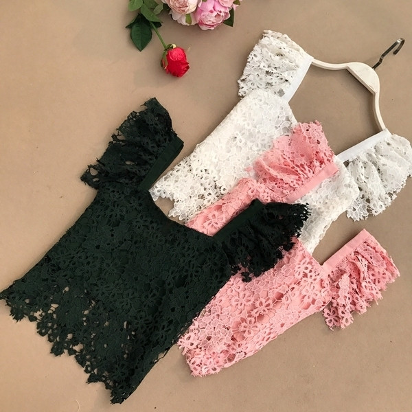 Tricou scurt de dama din dantela in trei culori