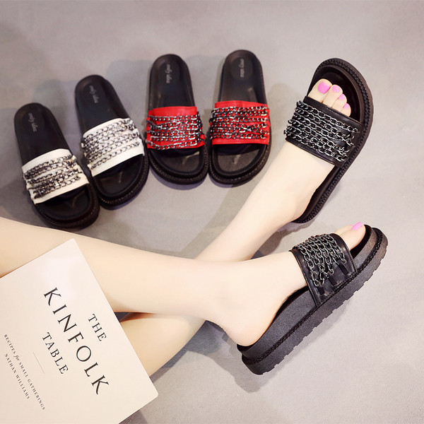 Papuci de cauciuc dama in negru, alb si rosu cu lanturi decorative