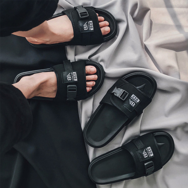 Papuci barbatesti cu talpa plata in doua culori