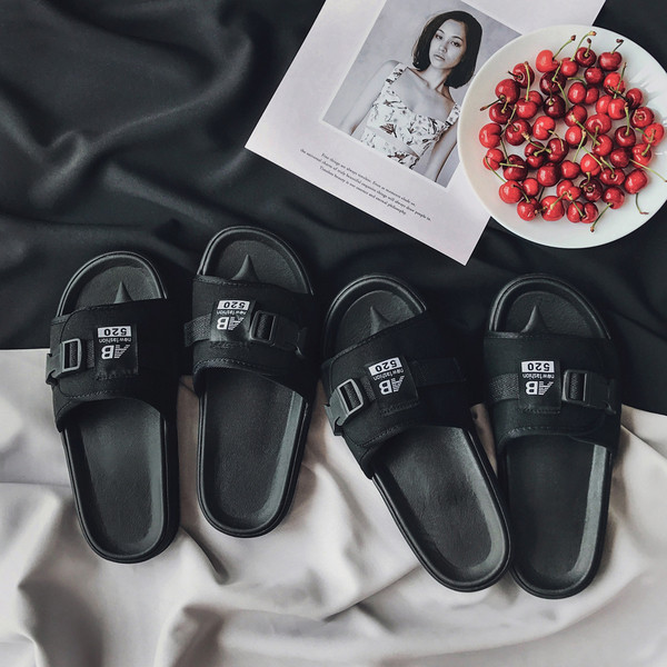 Papuci barbatesti cu talpa plata in doua culori