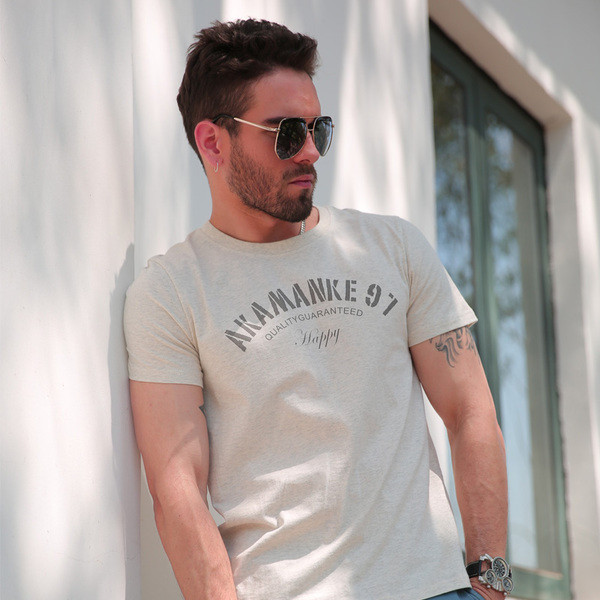 Tricou bărbătesc în diferite culori cu inscripție