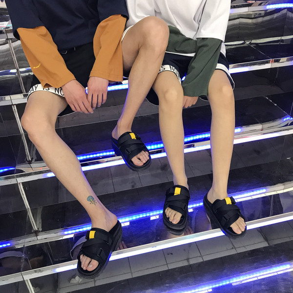 Papuci casual barbatesti in doua culori