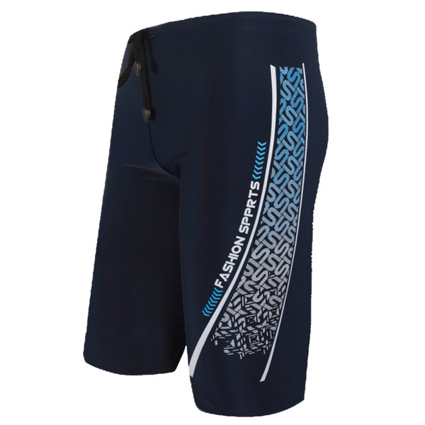 Diverse modele de costume de baie pentru barbati cu lungimea genunchilor