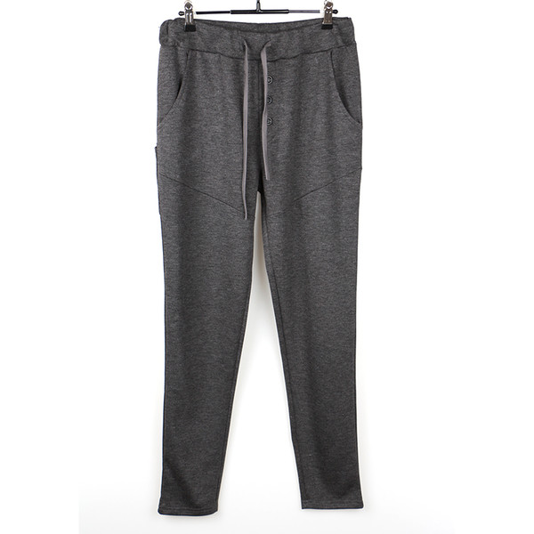 Trening pentru bărbați în trei culori cu nasturi decorativi în față