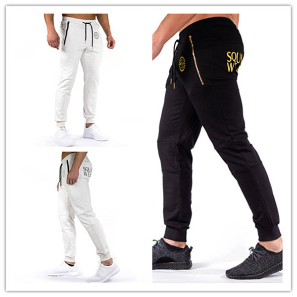 Costum bărbătesc în două culori cu inscripție și imprimeu