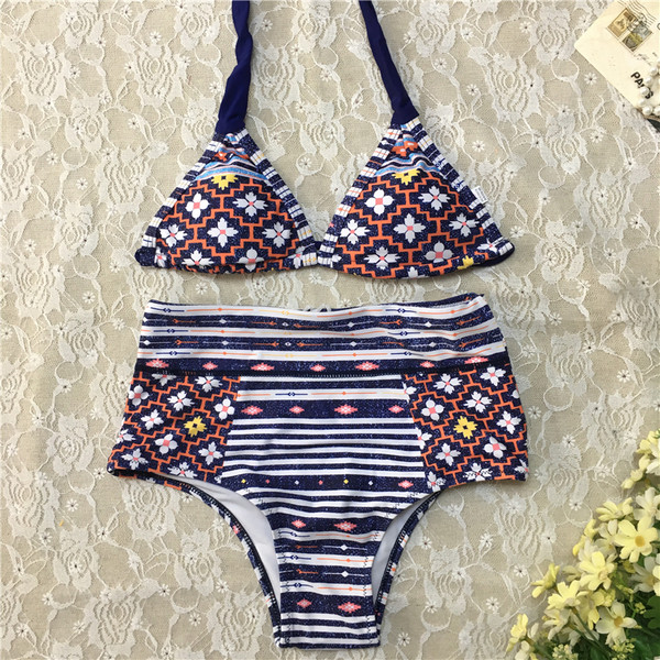 Costum de baie colorat de damă în două părți - bikini cu talie înaltă