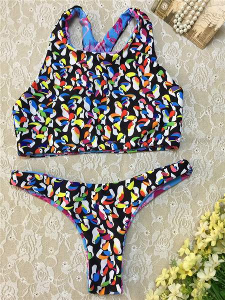 Costum de baie elegant din două piese cu imprimeu floral în două culori