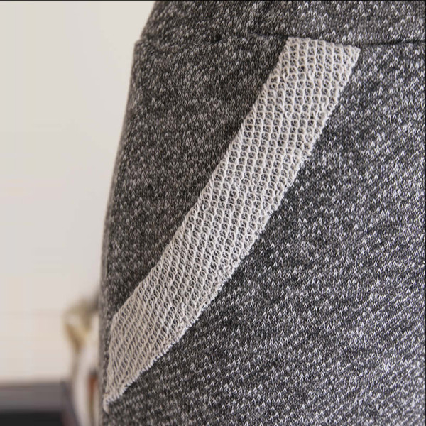 Set de vară pentru doamne - pantaloni scurți și maieu cu inscripție