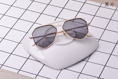 Ochelari pentru copii cu ochelari rotunjiti cu oglinda in mai multe culori