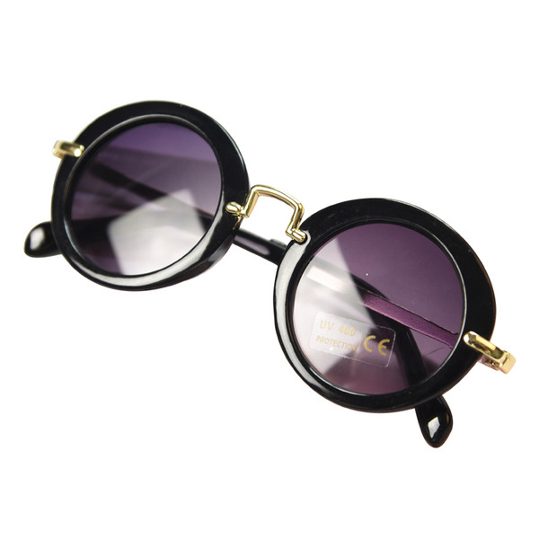 Детски очила за момичета в различни форми и модели