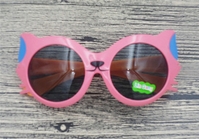 Γυαλιά για κορίτσια σε διάφορα μοντέλα και χρώματα