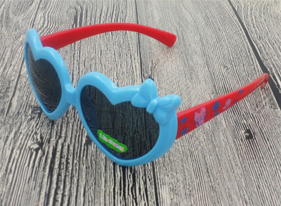 Γυαλιά για κορίτσια σε διάφορα μοντέλα και χρώματα