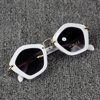 Детски слънчеви очила за момичета в няколко цвята