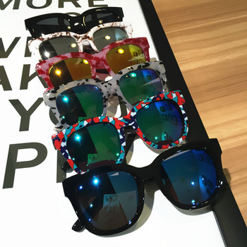 Слънчеви  детски очила унисекс в няколко цвята
