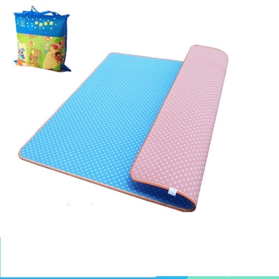 Непромокаемо детскo одеало за плаж и къмпинг в няколко размера