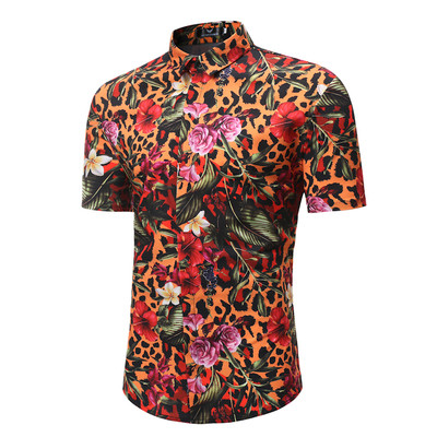 Men`s summer shirt with short sleeves in floral pattern