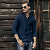 Κομψό ανδρικό πουκάμισο σε σκούρο χρώμα