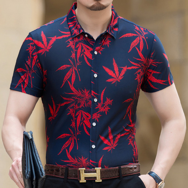 Cămașă pentru bărbați turnată în imprimeuri de diferite culori