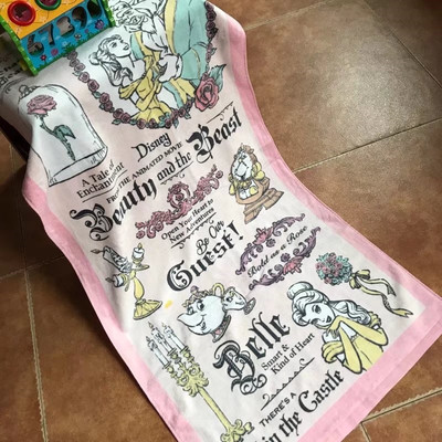 Prosop de plajă subțire pentru copii cu imagini diferite