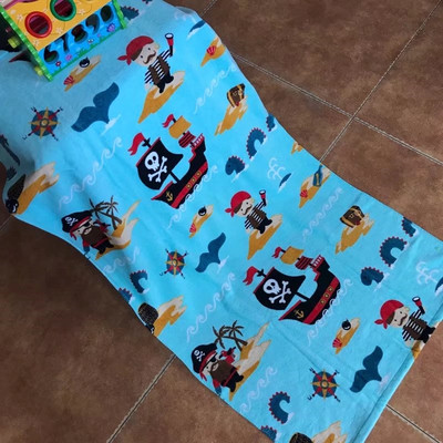 Prosop de plajă subțire pentru copii cu imagini diferite