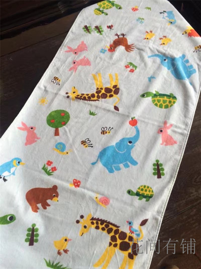 Prosop de plajă subțire pentru copii cu imagini diferite