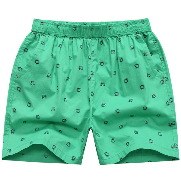 Pantaloni scurți pentru bărbați cu aplicații - două modele