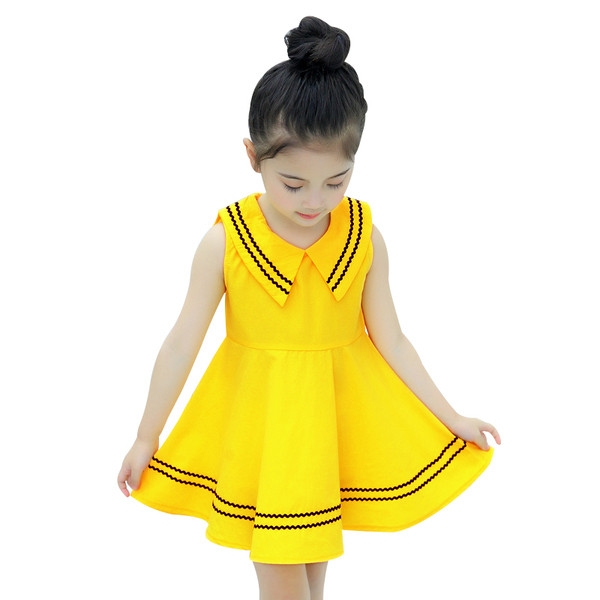 Rochie eleganta pentru copii croiata cu guler in forma de O - doua modele