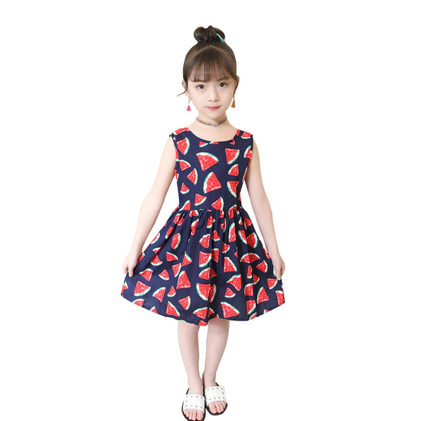 Стилна детска рокля с апликации в няколко модела