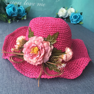 Χειροποίητο ψάτινο καπέλο με φυτικά μοτίβα σε διάφορα χρώματα