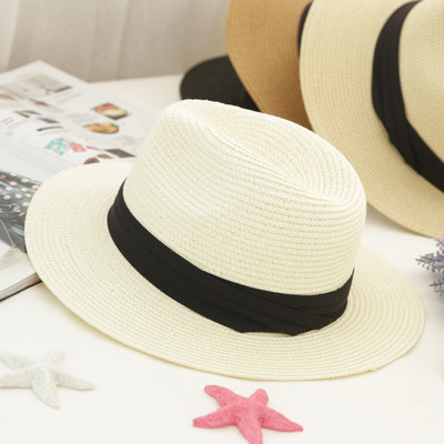 Мъжка сламена шапка с черна лента в няколко цвята