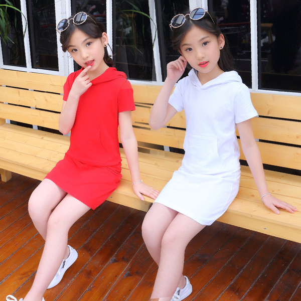 Sport - rochie casual pentru copii cu maneci scurte si gluga in alb si rosu