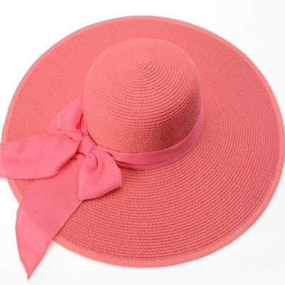 Дамска стилна капела с регулиращ се размер в различни цветве