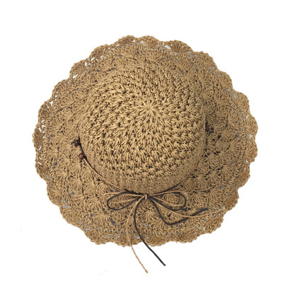 Дамска плетена шапка в два цвята