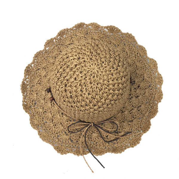 Дамска плетена шапка в два цвята