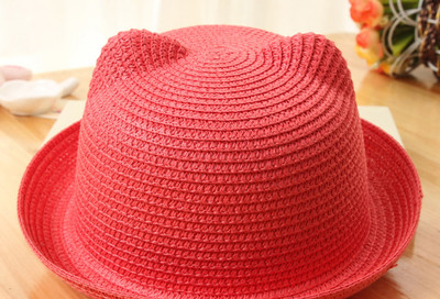 Сламени  унисекс шапки за плаж в няколко модела и различни цветове