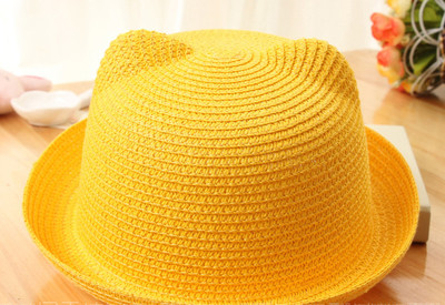 Сламени  унисекс шапки за плаж в няколко модела и различни цветове