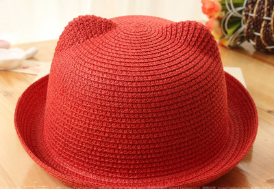 Сламени  унисекс шапки за плаж в няколко модела и различни цветове