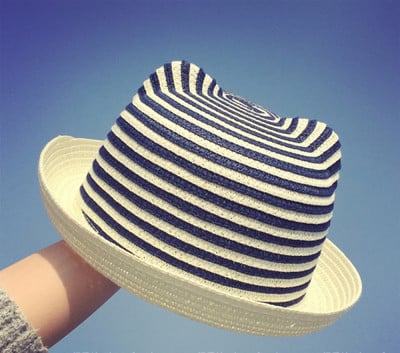 Сламени  унисекс шапки за плаж в няколко модела и различни цветове