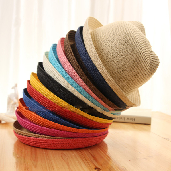 Сламени  унисекс шапки за плаж в няколко модела и различни цветове