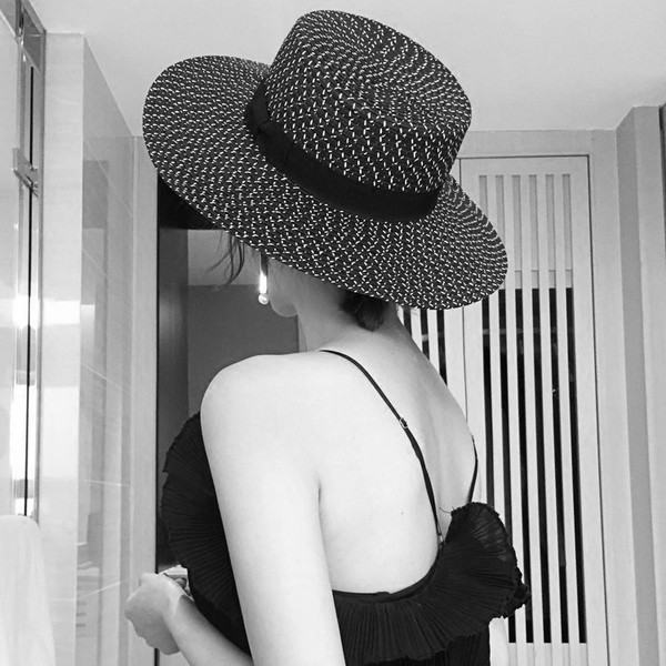 Palarie eleganta de dama cu panglica in mai multe culori