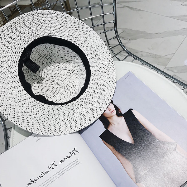 Palarie eleganta de dama cu panglica in mai multe culori