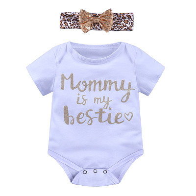 Βρεφικό κορμάκι με κοντό μανίκι σε τρία χρώματα με επιγραφή
