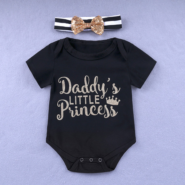 Βρεφικό κορμάκι με κοντό μανίκι σε τρία χρώματα με επιγραφή