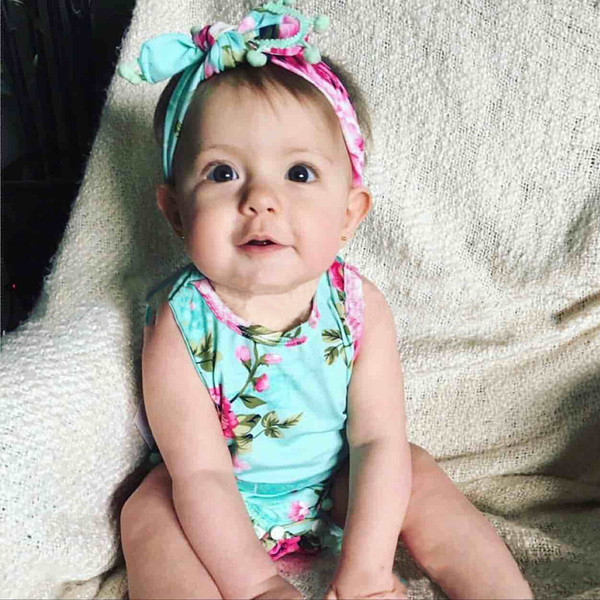 Φόρμες για μωρά σε floral μοτίβο